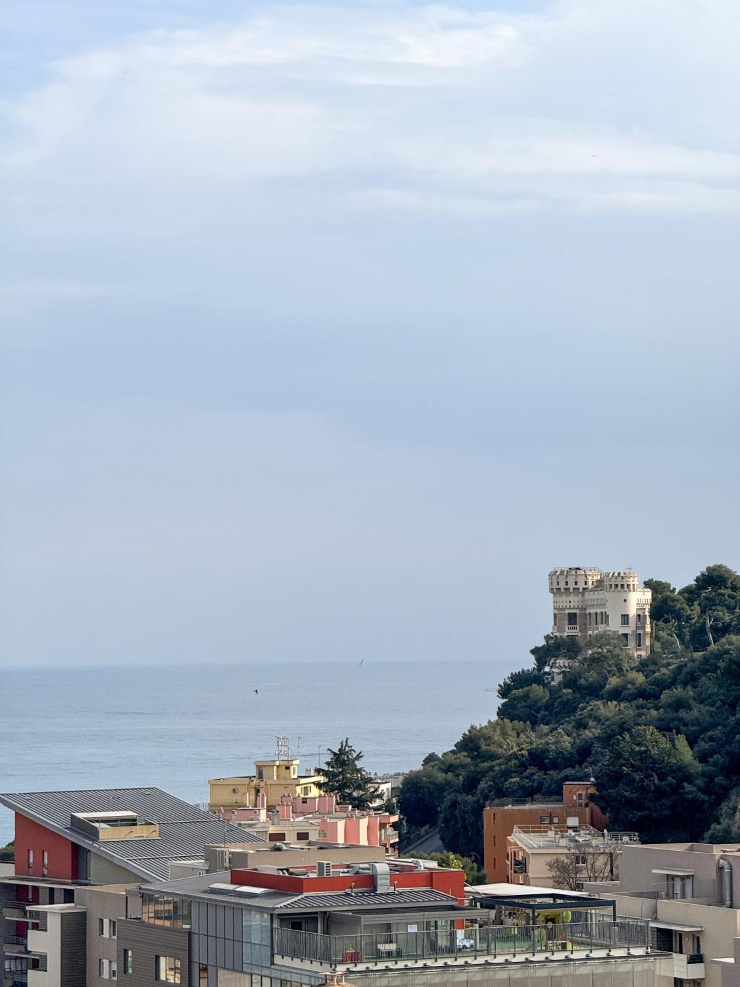 Coquet Appartement Avec Le Terrasse Sur Le Mer 로퀴에브륀캡마르탱 외부 사진